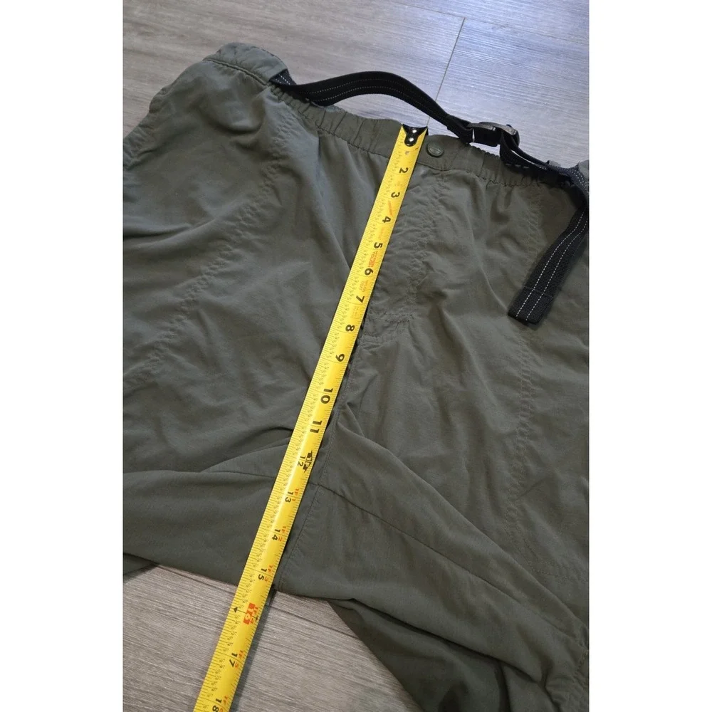 LL Bean Crest Shorts Men's Outdoor Hiking Olive Green Size XL Nylon
